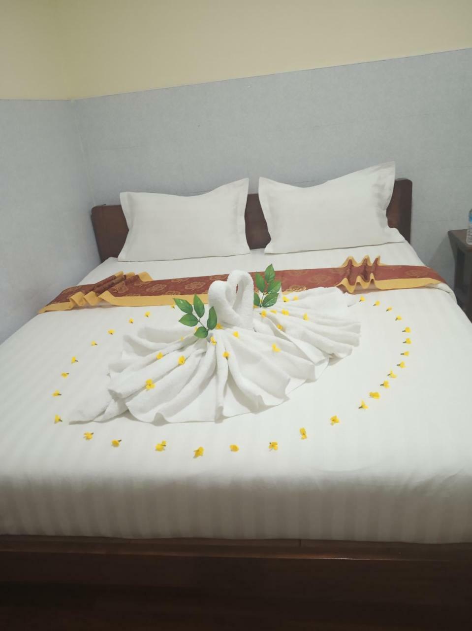 Shwe Wun Yan Motel Bagan Luaran gambar