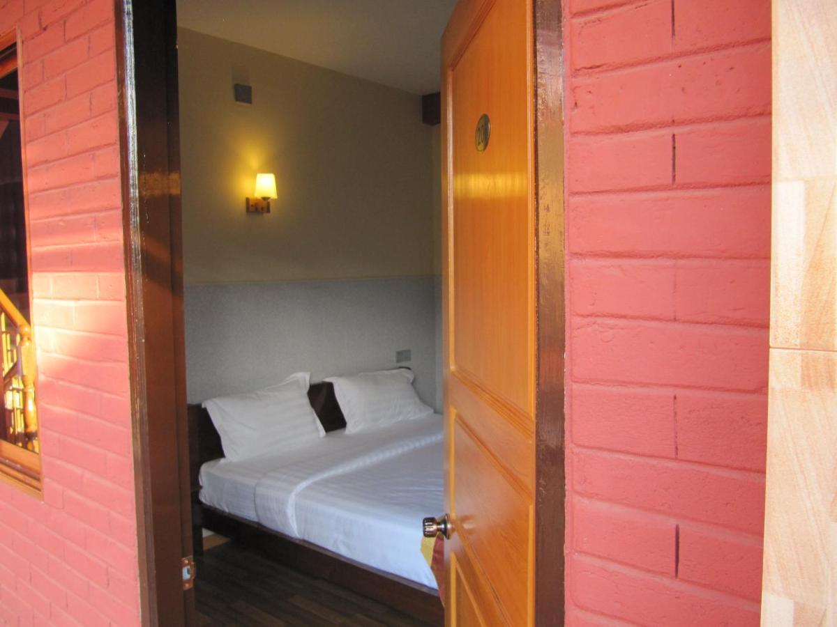 Shwe Wun Yan Motel Bagan Luaran gambar